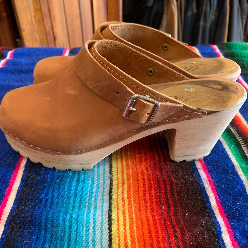 Lotta from Stockholm clogs.